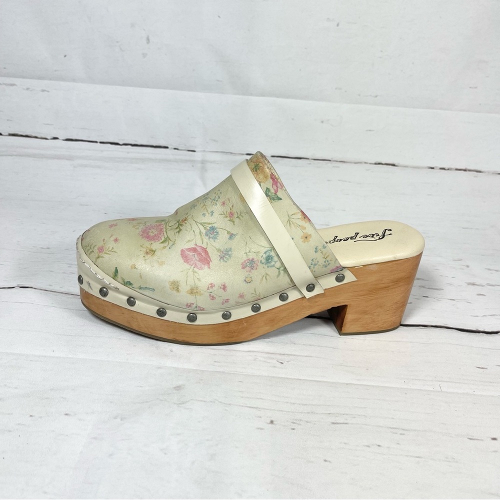 Free‎ People Shoes Womens 40 US 10 Clogs Platform Studded Floral Wooden Sample